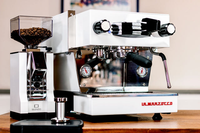 La Marzocco Bottomless Portafilter and Linea Mini, Clive Coffee - Lifestyle